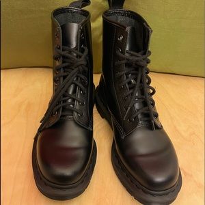 Dr. Martens 1460 All Black Mono Smooth Size 38